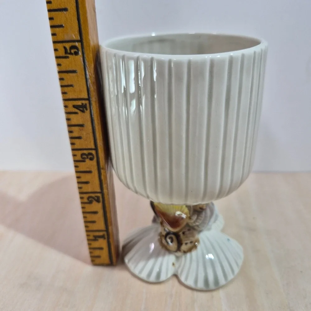 Vintage 1975 Fitz and Floyd Seashell Pedestal Goblet White Ribbed Ceramic Japan‎